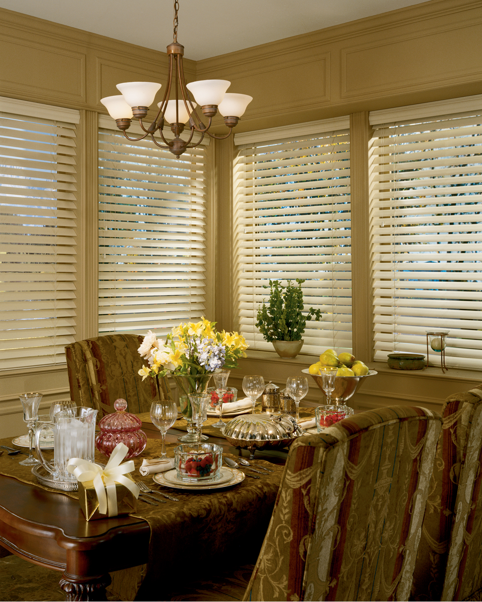 EverWood ® X-tra blinds with Standard Cordlock.